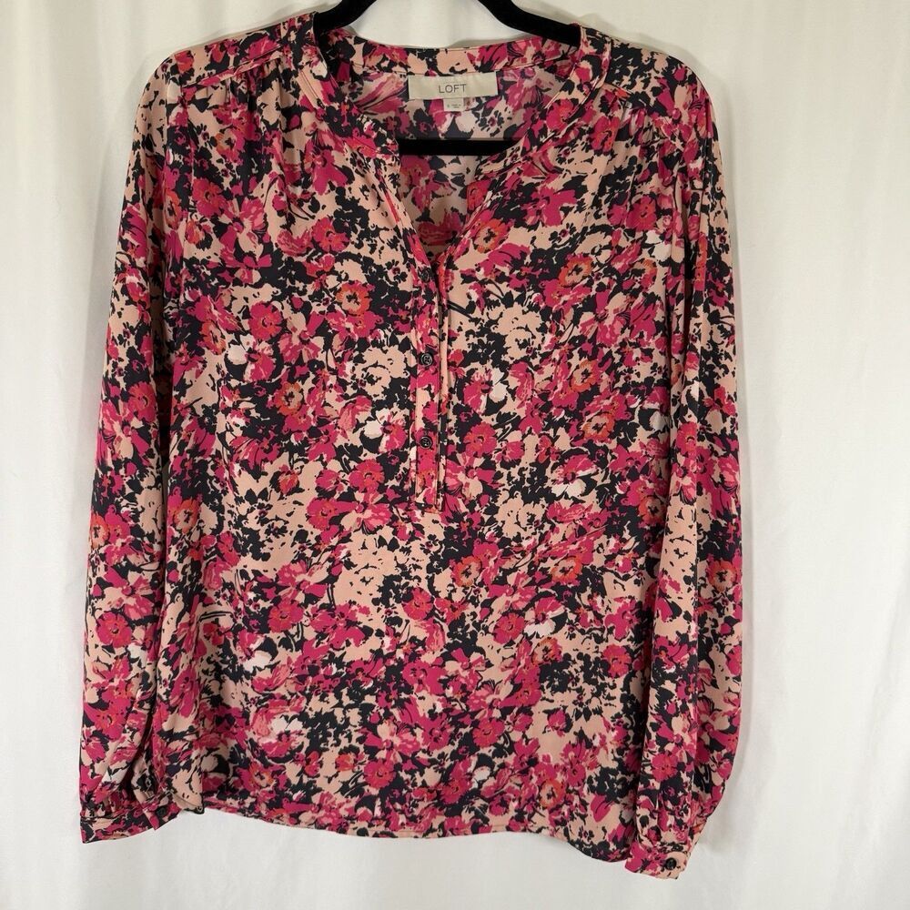 Loft Blouse Women's Small Pink Floral Long Sleeve Lightweight 1/2 Button